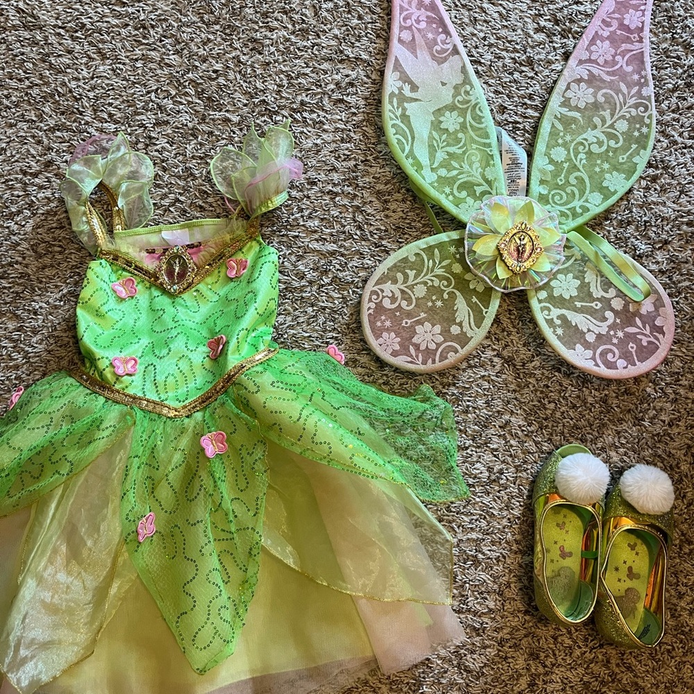 Girls Tinker Bell Costume (5/6), light up wings and shoes (11/12)